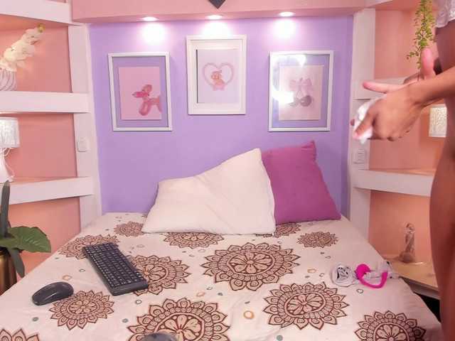 EmmaRodriiguez's BongaCams show and profile