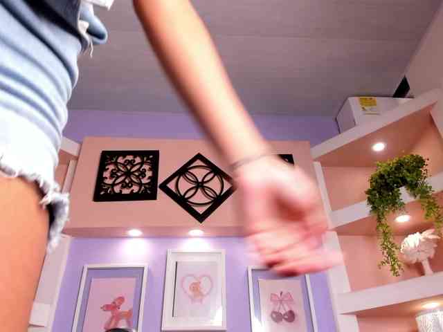 EmmaRodriiguez webcam