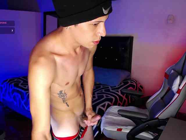 santiagocutex Sex Cam Show