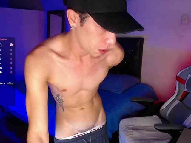 santiagocutex Sex Cam Show