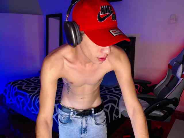 santiagocutex Sex Cam Show