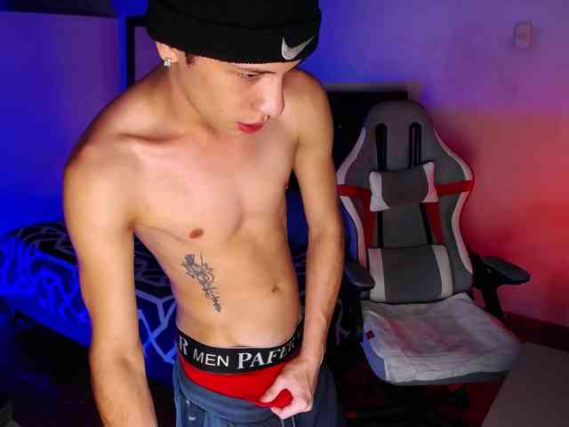 santiagocutex Sex Cam Show