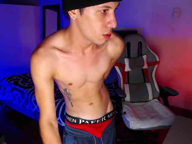 santiagocutex Sex Cam Show