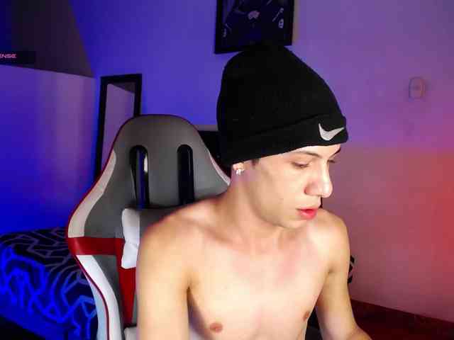 santiagocutex Sex Cam Show
