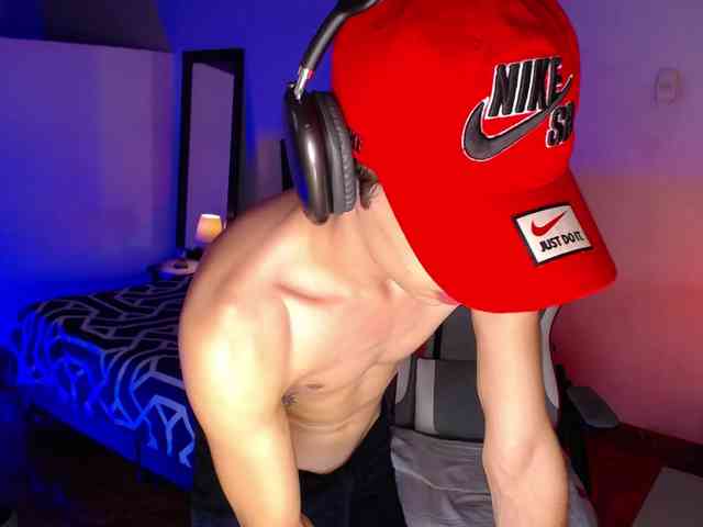 santiagocutex Sex Cam Show