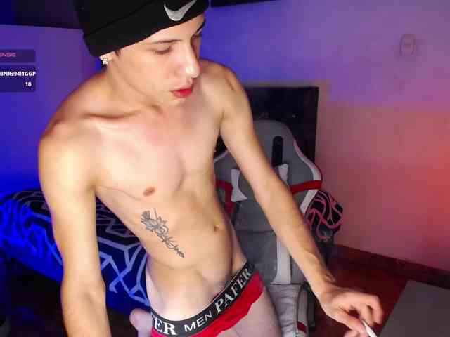 santiagocutex Sex Cam Show