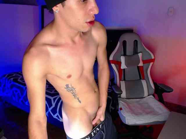 santiagocutex Sex Cam Show