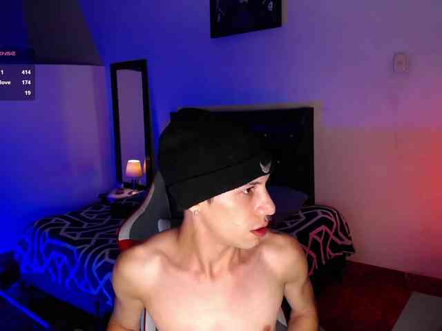 santiagocutex Sex Cam Show