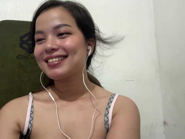 MaganAveni live cam on BongaCams