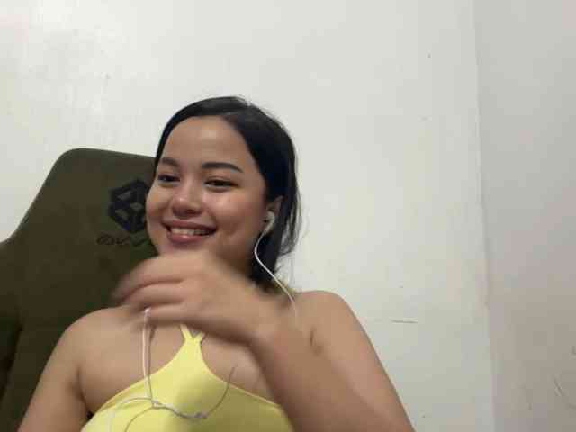 MaganAveni Live Webcam on BongaCams