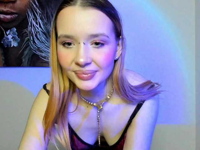 evelinacat's BongaCams show and profile