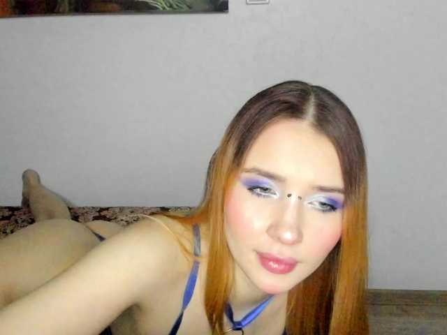 evelinacat's BongaCams show and profile