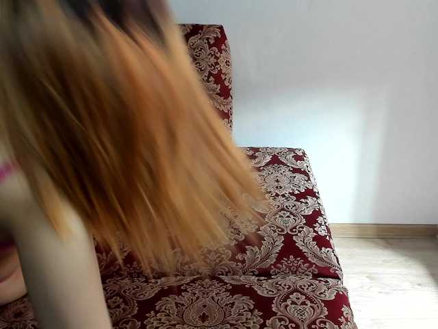 evelinacat's BongaCams show and profile