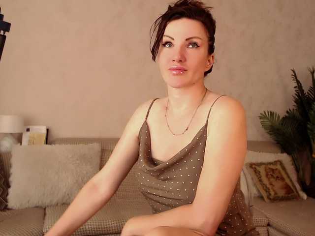 Mercedeswoman