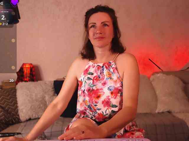 Mercedeswoman webcam