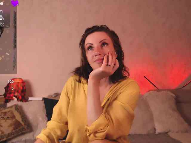 Mercedeswoman webcam
