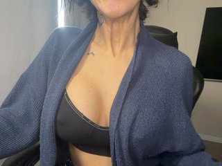 Lili-Cruz40 Porn Show