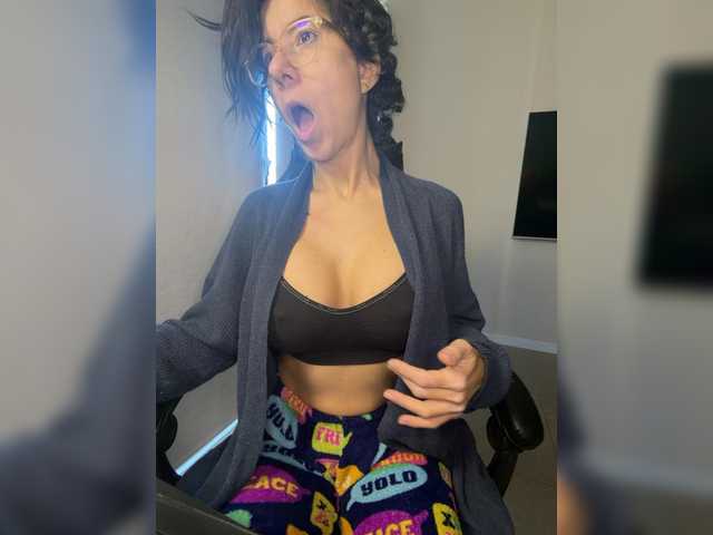 Lili-Cruz40 live cam on BongaCams