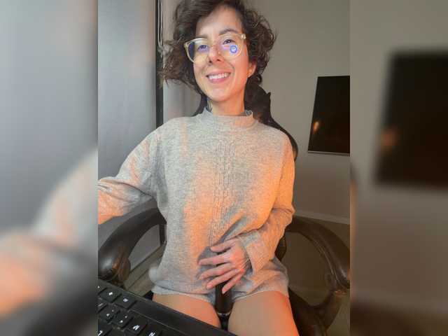 Lili-Cruz40 live cam on BongaCams