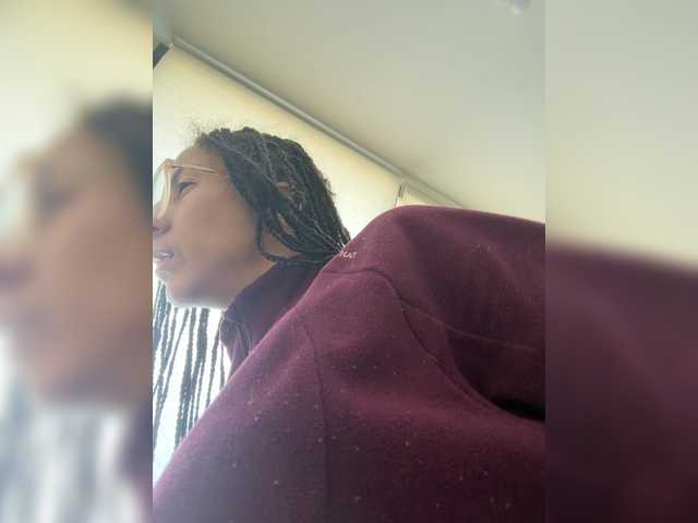 Lili-Cruz40 live cam on BongaCams