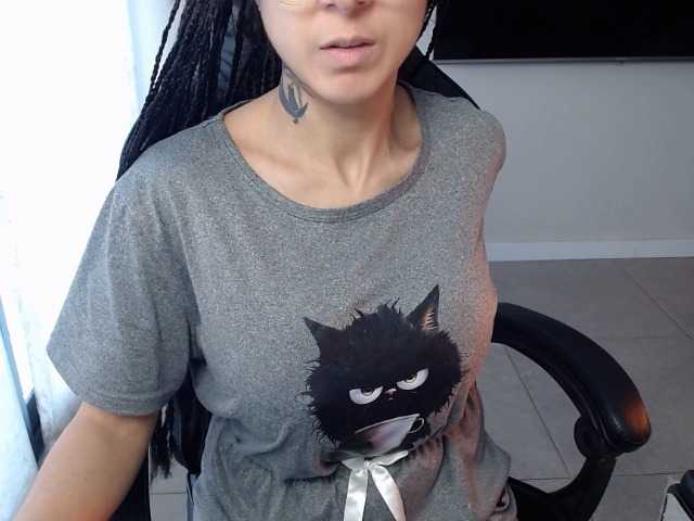 Lili-Cruz40 live webcam show
