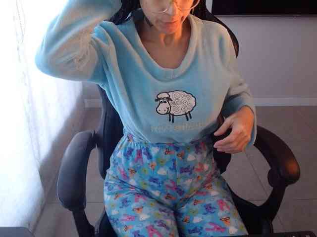 Lili-Cruz40 webcam
