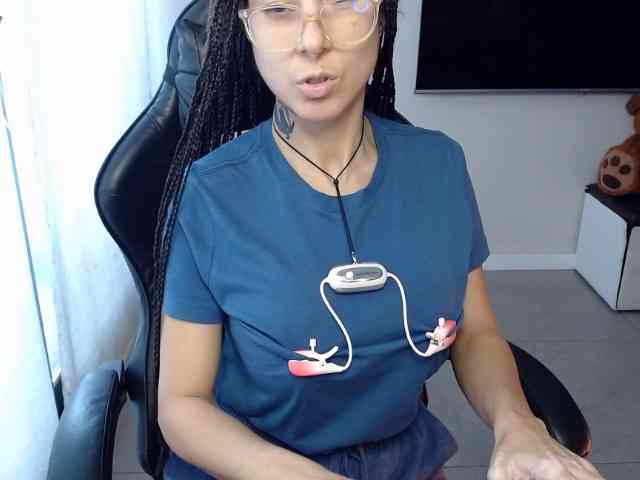Lili-Cruz40 webcam