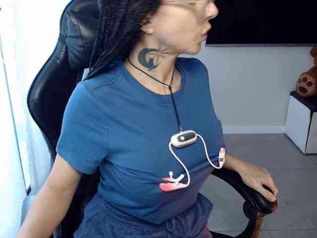 Lili-Cruz40 webcam