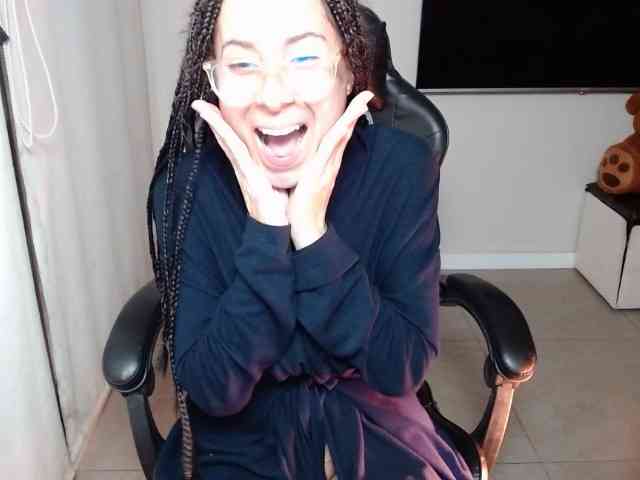 Lili-Cruz40 webcam