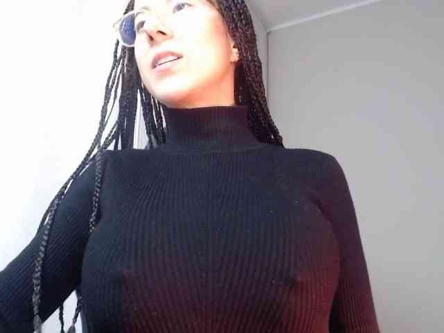 Lili-Cruz40 webcam