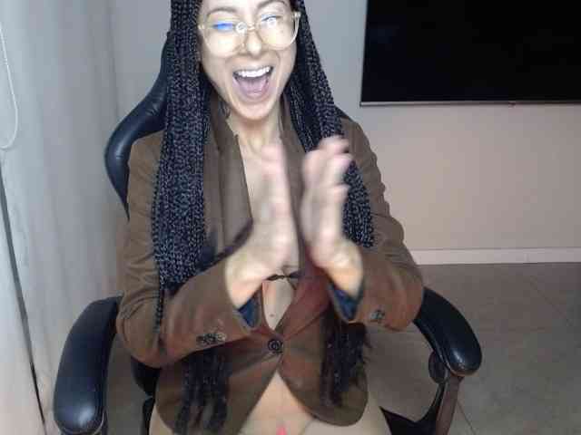 Lili-Cruz40 webcam