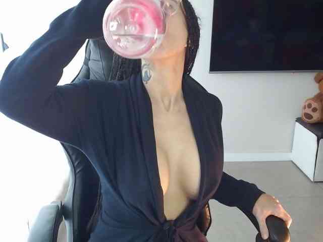 Lili-Cruz40 webcam