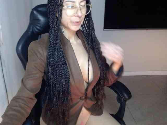 Lili-Cruz40 webcam