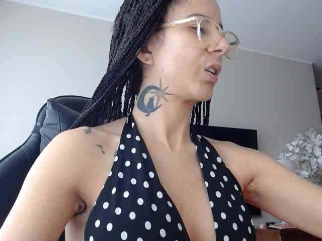 Lili-Cruz40 webcam
