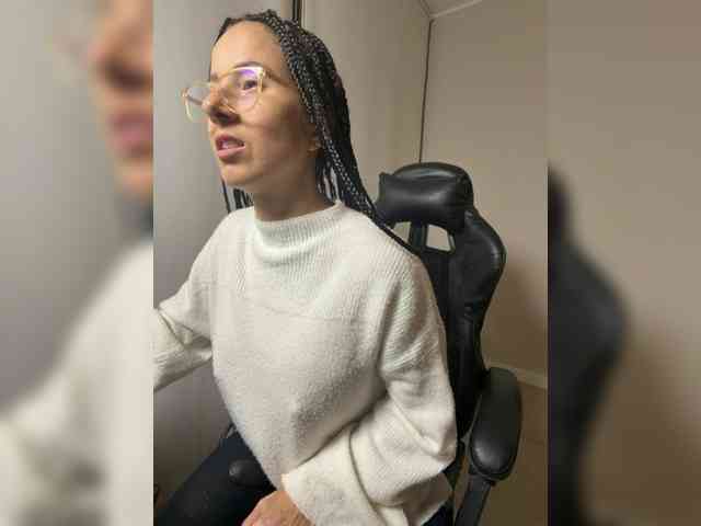 Lili-Cruz40 webcam