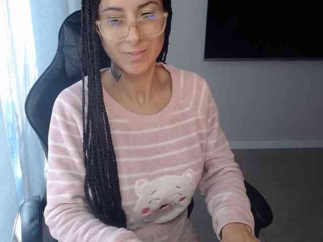 Lili-Cruz40 webcam