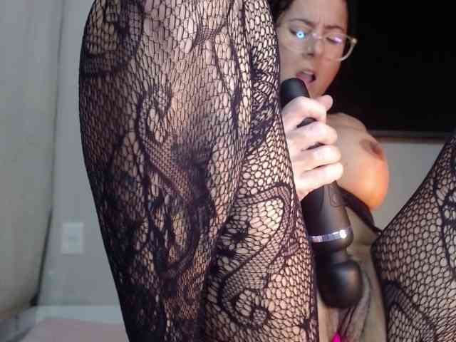 Lili-Cruz40 webcam