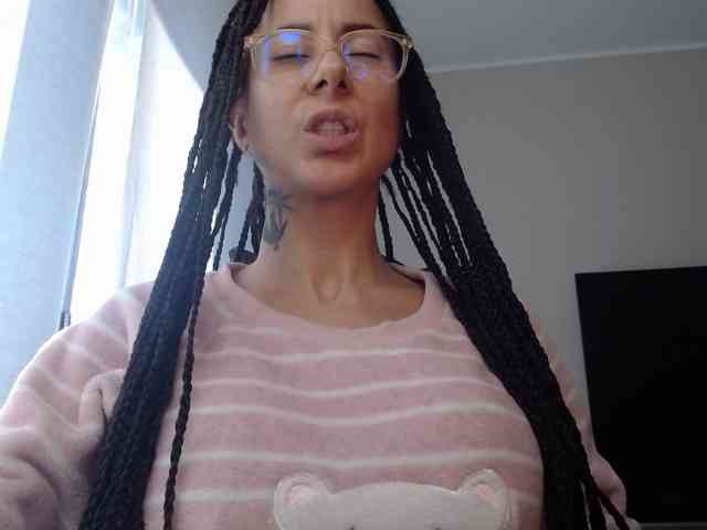Lili-Cruz40 webcam