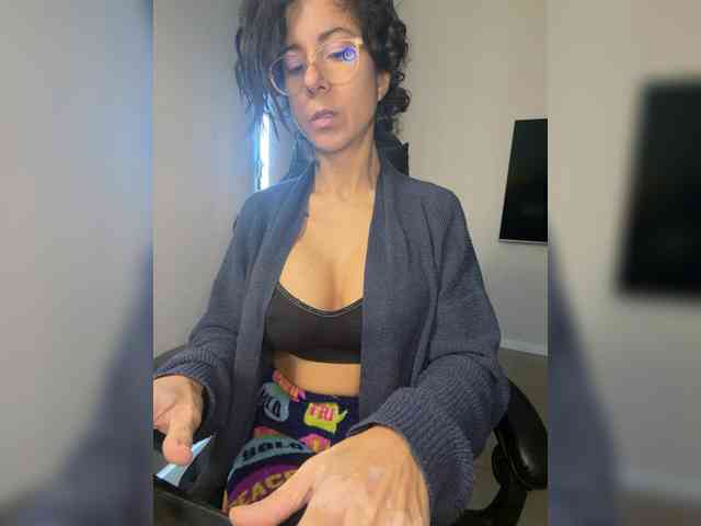 Lili-Cruz40 webcam
