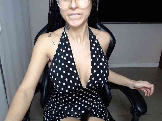 Lili-Cruz40 webcam
