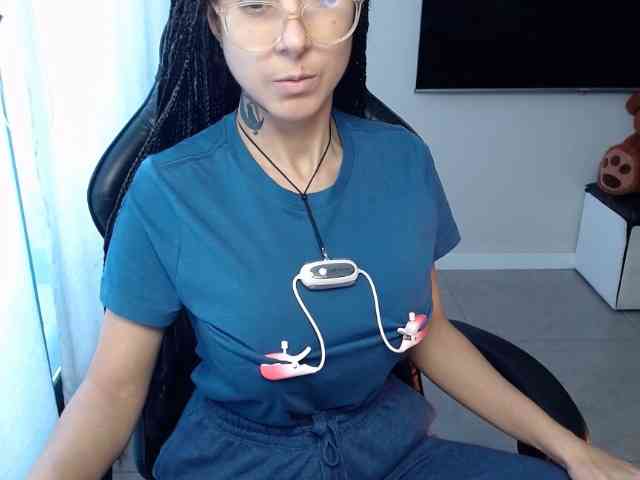 Lili-Cruz40 webcam