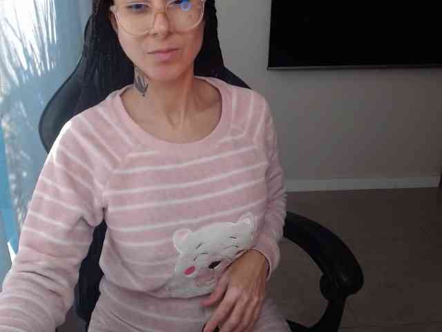 Lili-Cruz40 webcam