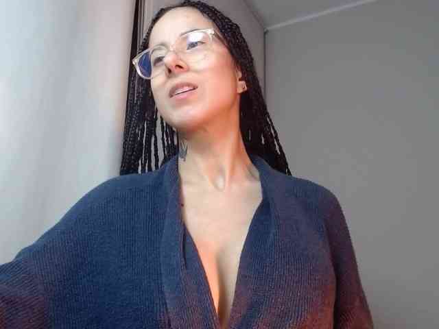 Lili-Cruz40 webcam
