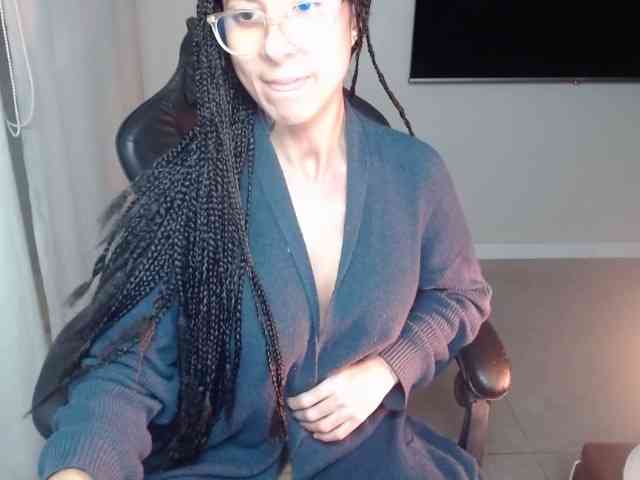 Lili-Cruz40 webcam