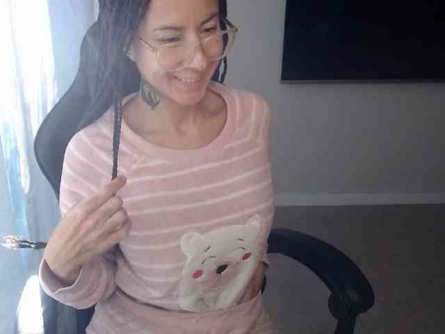 Lili-Cruz40 webcam