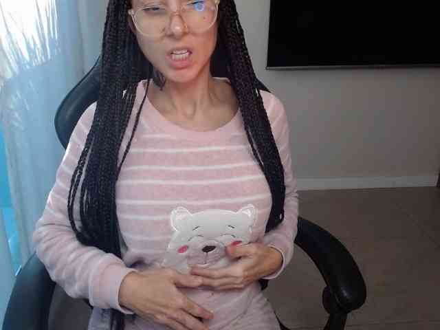 Lili-Cruz40 webcam