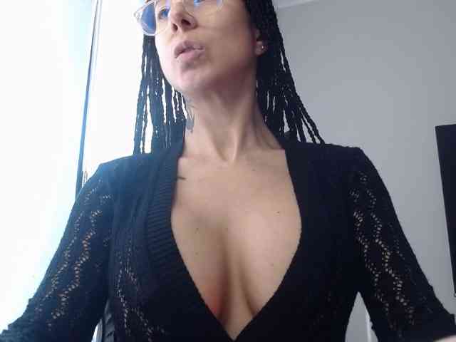Lili-Cruz40 webcam