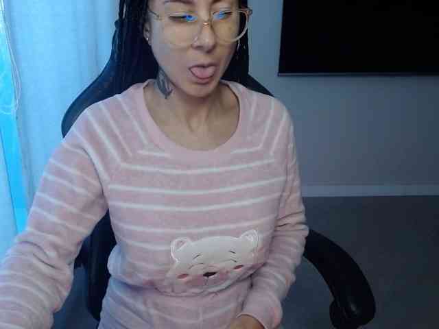 Lili-Cruz40 webcam