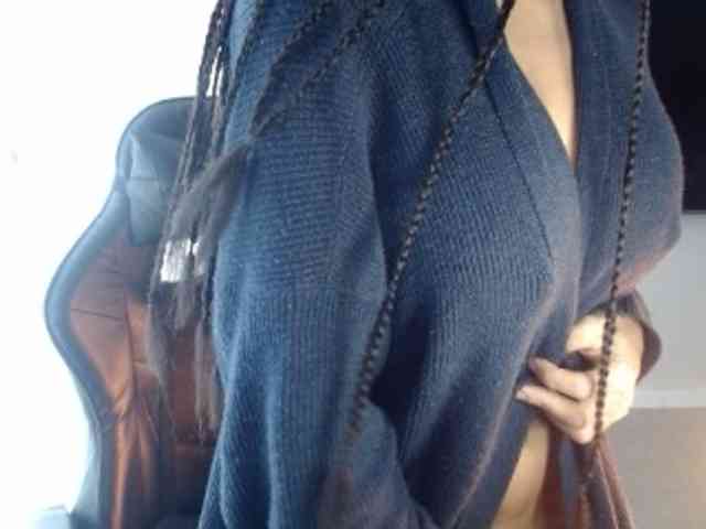 Lili-Cruz40 webcam
