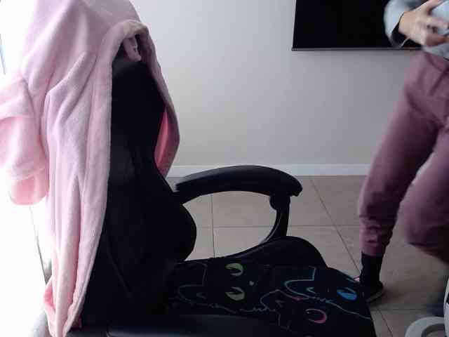 Lili-Cruz40 webcam